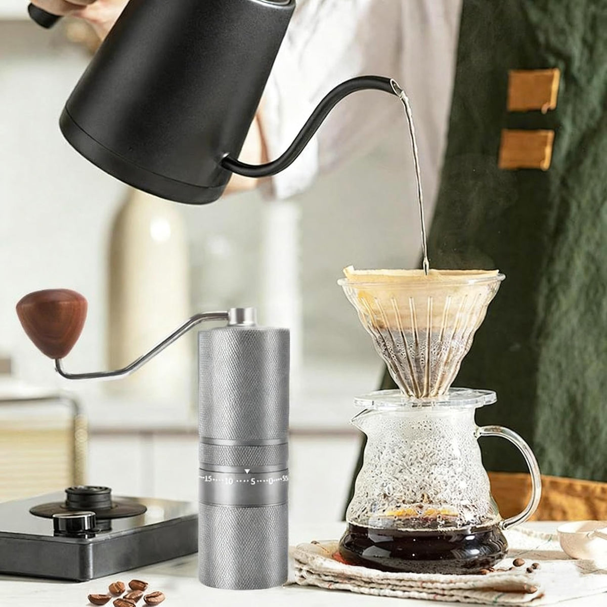 Manual Portable Coffee Grinder with 7 Star Conical Burr W81800