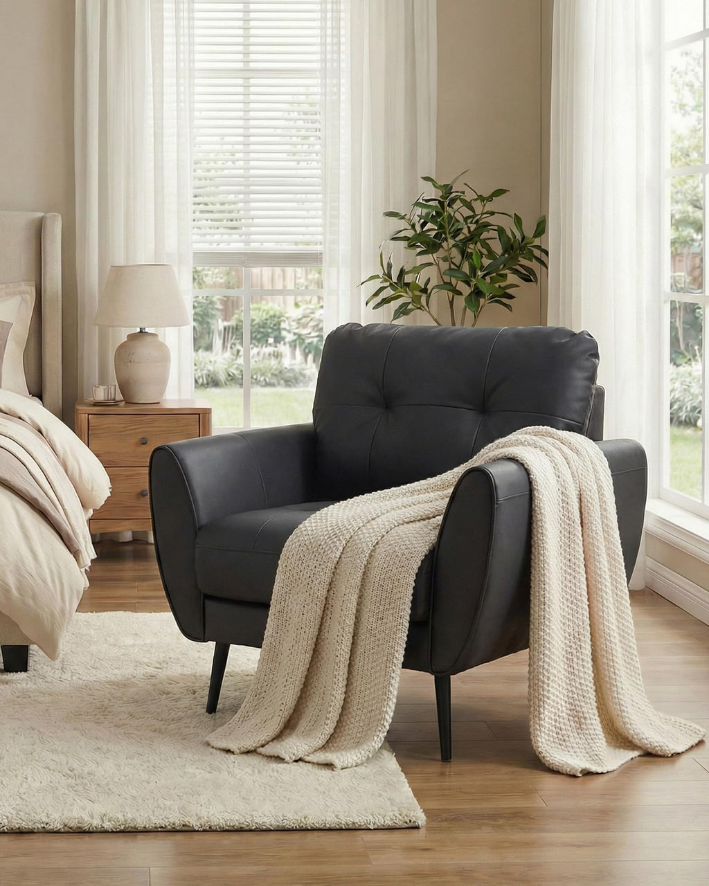 Black Leather Tufted Accent Chair K3965
